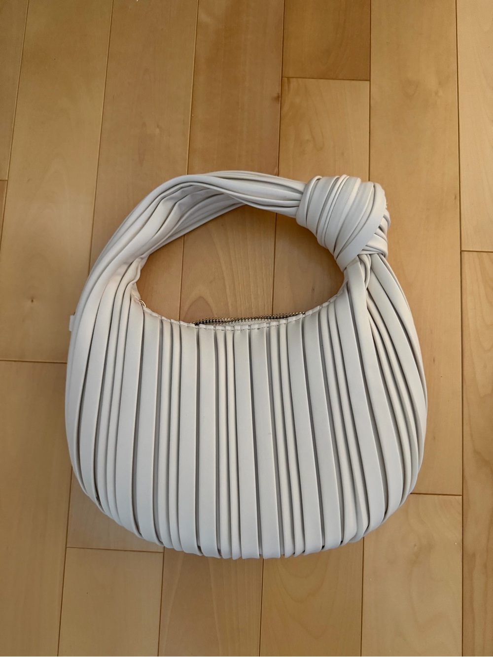 Pleated Knotted Shoulder Bag in White